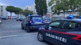 Terrore a roma: arrestato 46enne per inseguimento e speronamento dell’auto della compagna