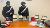 Base di spaccio a Ostia: trovate 500 dosi di cocaina e beni per mezzo milione di euro