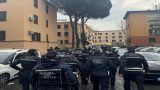 Maxi operazione a Roma al Quarticciolo con oltre 300 agenti
