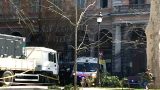 Clochard aggredisce giardiniere a Roma: il drammatico episodio a Piazza Vittorio