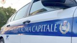 Incidenti a Roma: camion si schianta contro quattro auto a Villa Doria Pamphili