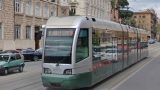 Incendio a piazza Galeno: cavo elettrico colpisce tram a Roma