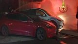 Incendio nella concessionaria di roma brucia 17 tesla